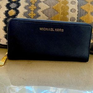 Michael Kors zip around wallet